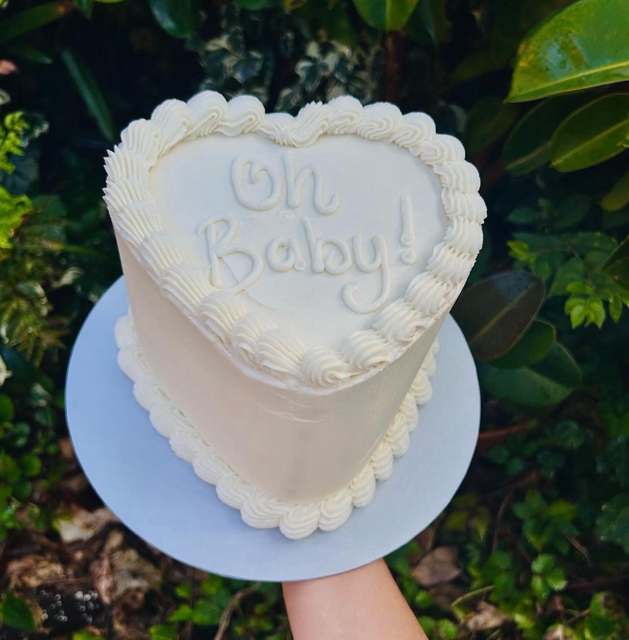 6" Heart-shaped Strawberry Shortcake (gender reveal) | Sweet Avenue ...